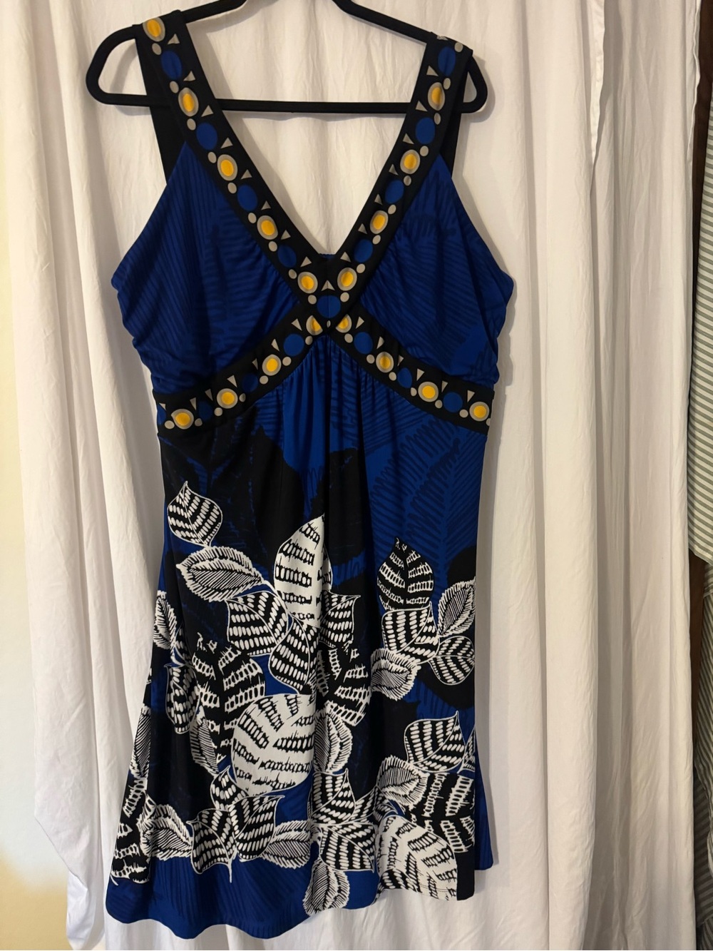 Style & Co, Blue Floral V-Neck Women’s Dress. Size 2 X Flowy, Summer fun. 🎰🥳🌺📸